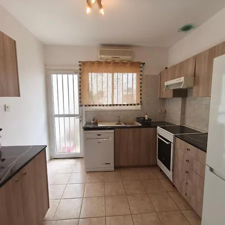 Faros Apartamento Paphos