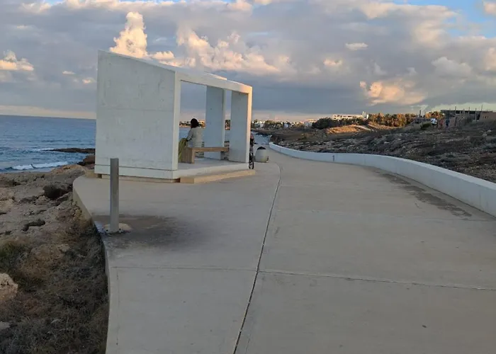 Faros